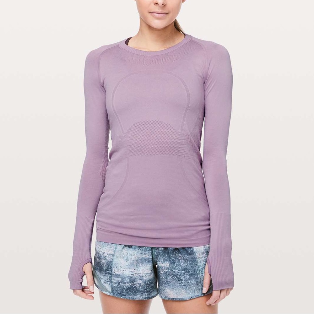 Swiftly Tech Lululemon top